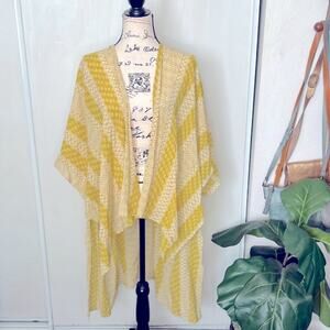 BCBG MAXAZRIA Boho Kimono One Size